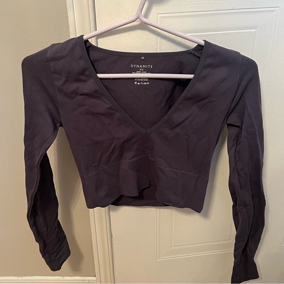Dynamite greyish purple V-Neck Crop Top - Picture 4 of 4